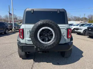 Ford Bronco 2022 4x4 Base Advanced 4dr SUV