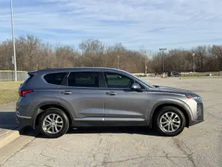 2019 Hyundai Santa Fe SE 2.4L