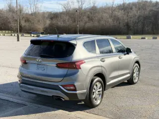 2019 Hyundai Santa Fe SE 2.4L