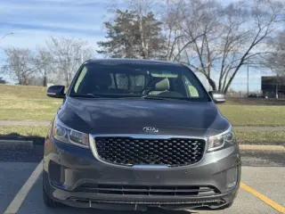 2017 Kia Sedona LX