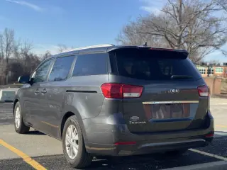 2017 Kia Sedona LX