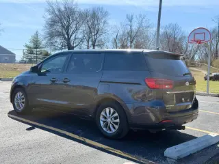 2019 Kia Sedona LX