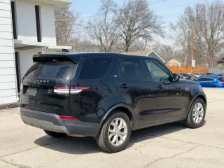 2020 Land Rover Discovery SE