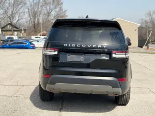 2020 Land Rover Discovery SE