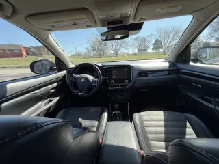 2020 Mitsubishi Outlander SE