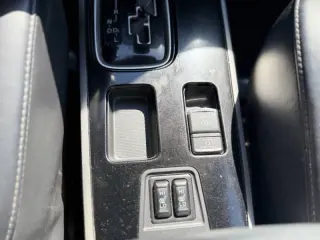 2020 Mitsubishi Outlander SE