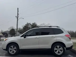 2015 Subaru Forester 2.5i