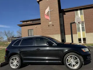 2015 Audi Q5 3.0 quattro TDI Premium Plus