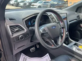 Ford Edge 2023 AWD SEL 4dr Crossover