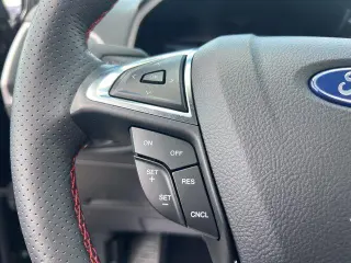 Ford Edge 2023 AWD SEL 4dr Crossover