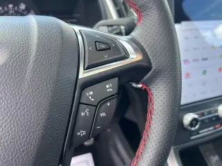 Ford Edge 2023 AWD SEL 4dr Crossover