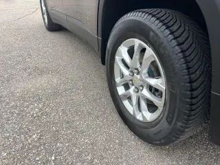 Chevrolet Traverse 2020 4x4 LS 4dr SUV w/1LS