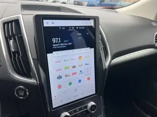 Ford Edge 2023 AWD Titanium 4dr Crossover