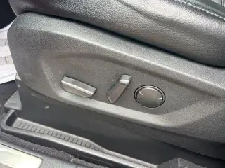 Ford Edge 2023 AWD Titanium 4dr Crossover