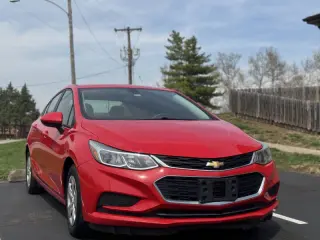2018 Chevrolet Cruze LS Auto