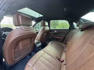 2017 Audi A4 2.0T quattro Premium