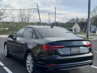 2017 Audi A4 2.0T quattro Premium