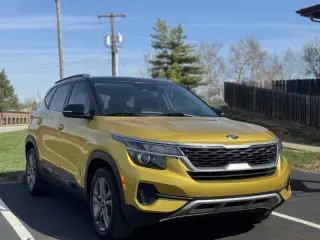 2021 Kia Seltos S