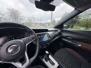2021 Nissan Kicks SR