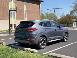 2017 Hyundai Tucson Sport