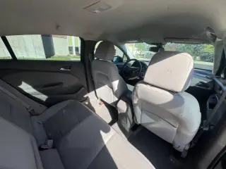 2016 Chevrolet Cruze LT Auto