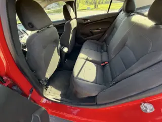 2018 Chevrolet Cruze LS Auto