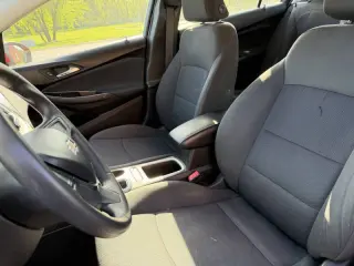 2018 Chevrolet Cruze LS Auto