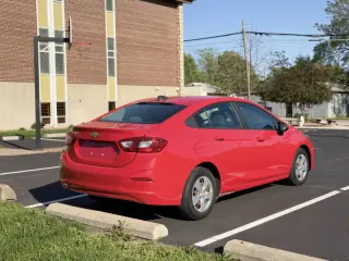 2018 Chevrolet Cruze LS Auto