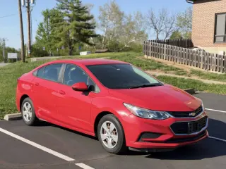 2018 Chevrolet Cruze LS Auto