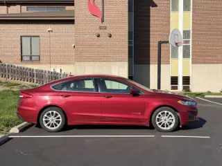 2019 Ford Fusion Hybrid SE