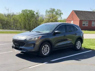 2020 Ford Escape SE
