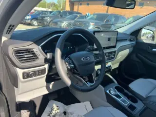 Ford Escape Hybrid 2023 AWD Platinum 4dr SUV