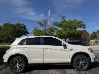 2018 Mitsubishi Outlander Sport LE