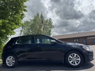 2016 Volkswagen Golf TSI S