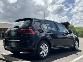 2016 Volkswagen Golf TSI S