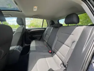 2016 Volkswagen Golf TSI S