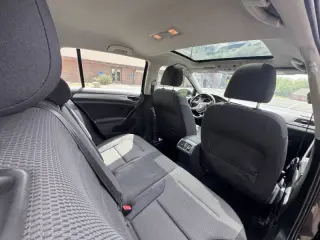 2016 Volkswagen Golf TSI S