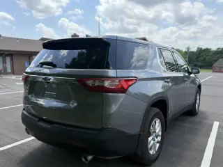 2021 Chevrolet Traverse LS