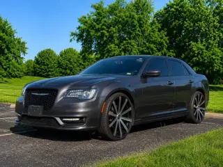 2018 Chrysler 300 S