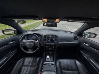 2018 Chrysler 300 S