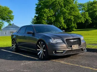 2018 Chrysler 300 S