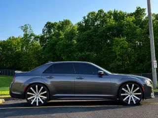 2018 Chrysler 300 S