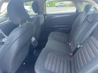2018 Ford Fusion Hybrid SE