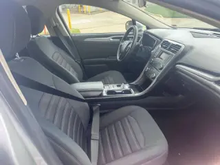 2018 Ford Fusion Hybrid SE