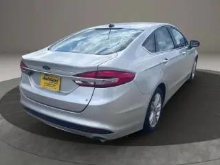 2018 Ford Fusion Hybrid SE