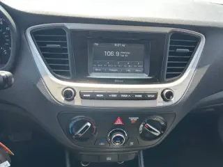 2021 Hyundai Accent SE