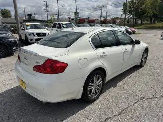 2011 Infiniti G37 Sedan x