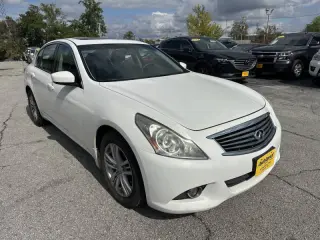 2011 Infiniti G37 Sedan x