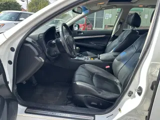 2011 Infiniti G37 Sedan x