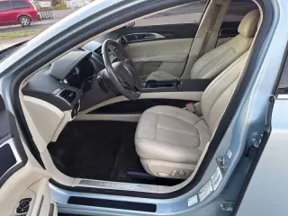 2014 Lincoln MKZ Hybrid